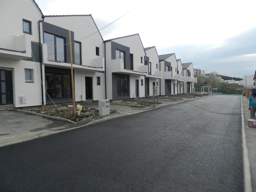 Galerie aprilie 2019